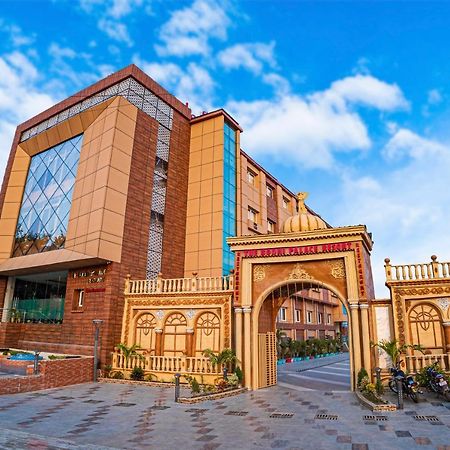 The Bodhi Palace Resort Екстер'єр фото