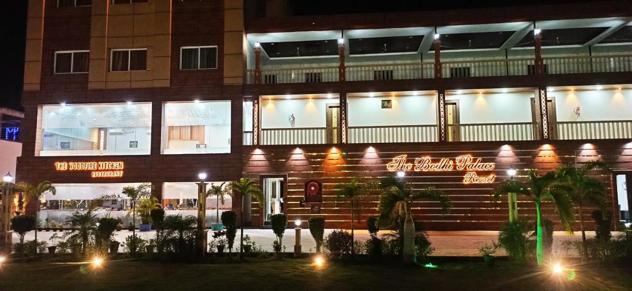 The Bodhi Palace Resort Екстер'єр фото