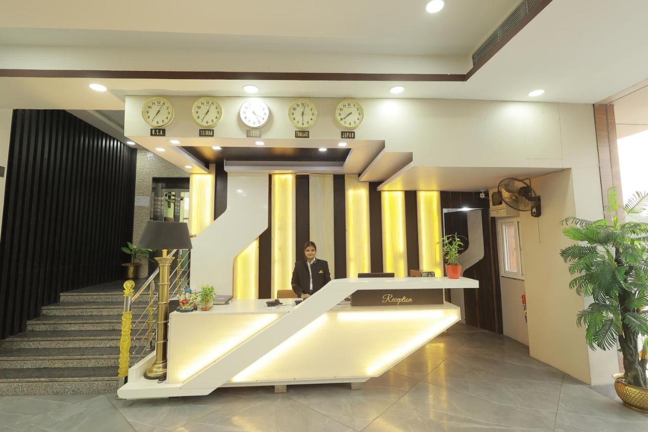 The Bodhi Palace Resort Екстер'єр фото