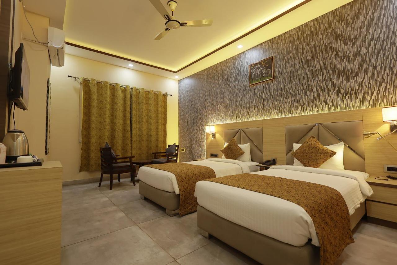 The Bodhi Palace Resort Екстер'єр фото
